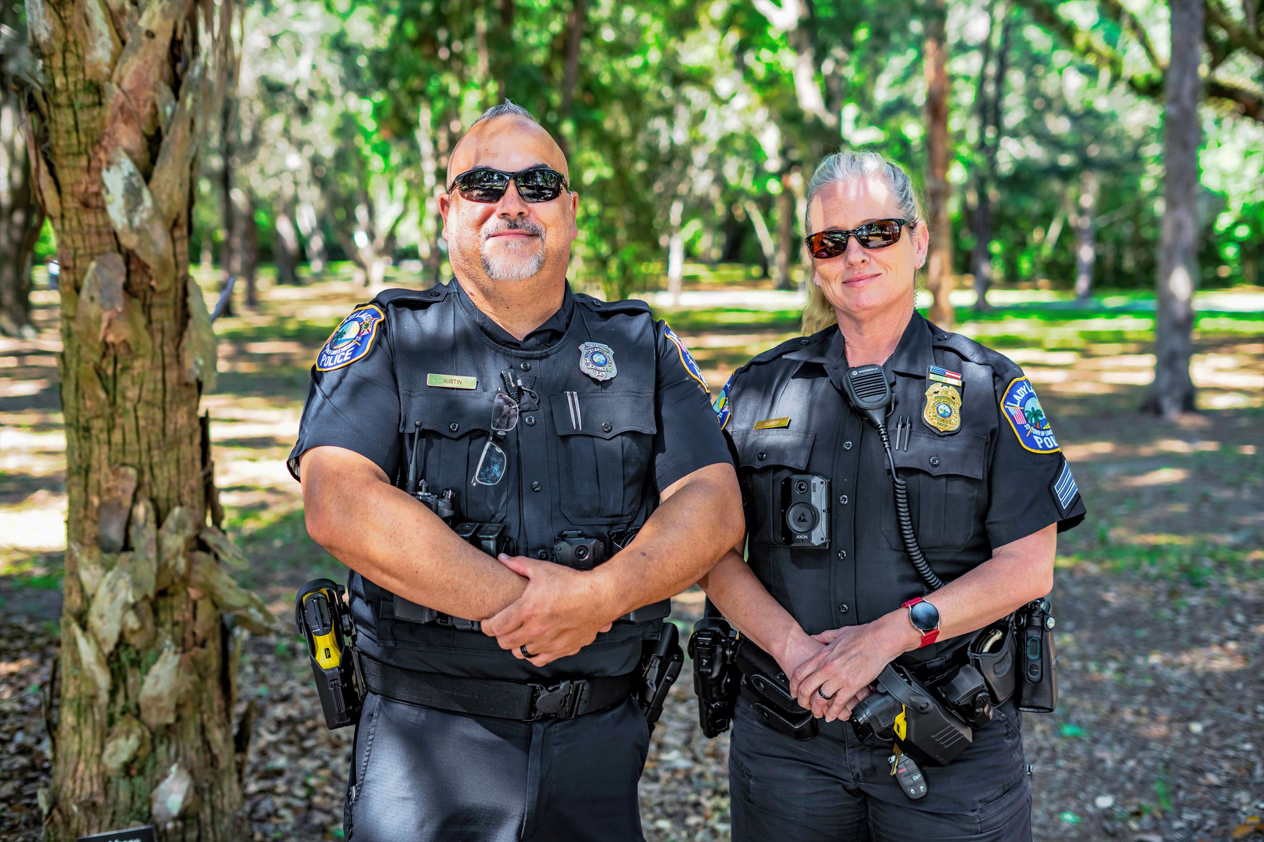A male and female officer in uniform
